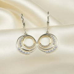 Bicolor-Ohrhänger aus 925 Silber mit Zirkonia und vergoldetem Innenkreis