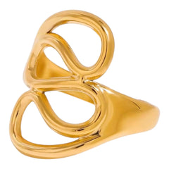 Goldfarbener offener Statement-Ring mit geschwungenem Doppel-Loop-Design – moderner, glänzender Wellenring von LOÉAR auf weißem Hintergrund.