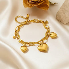 Doppellagige goldene Edelstahl-Halskette mit Herzanhänger – elegante 18K vergoldete Kette von LOÉAR