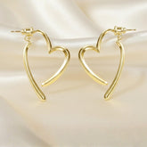 Vergoldete Ohrringe in offener Herzform – moderne, elegante Herz-Design-Ohrringe (LOÉAR).