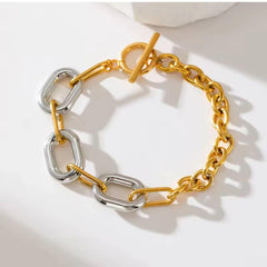 Zweifarbiges Edelstahlarmband in Gold und Silber mit T-Stab-Verschluss – Bicolor Link Balance Bracelet von LOÉAR