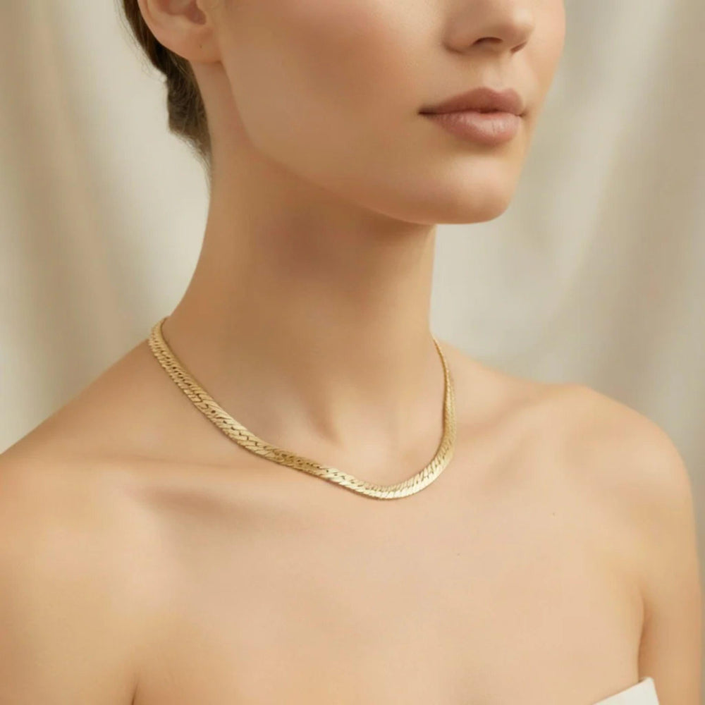 Vergoldete Panzerkette „Élégance“ 5 mm – luxuriöse Damenkette mit 3–4 Mikron Goldbeschichtung, 50 cm Länge von LOÉAR